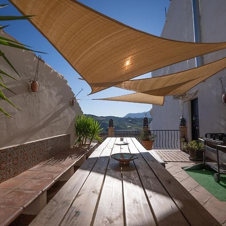 Вилла Eagles Nest - Massive Townhouse With Pool With Outstanding Views Альгодоналес Экстерьер фото