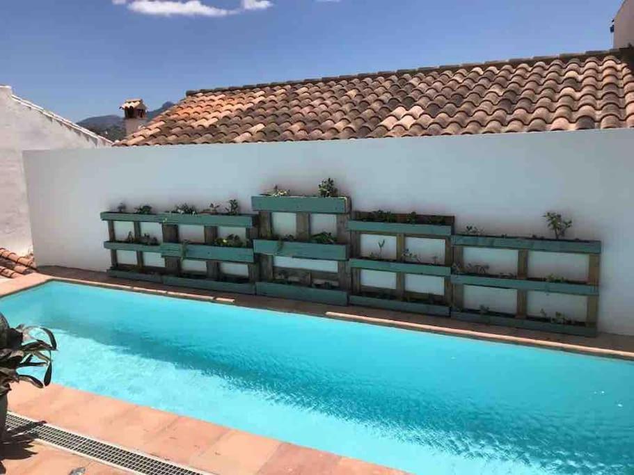 Вилла Eagles Nest - Massive Townhouse With Pool With Outstanding Views Альгодоналес Экстерьер фото