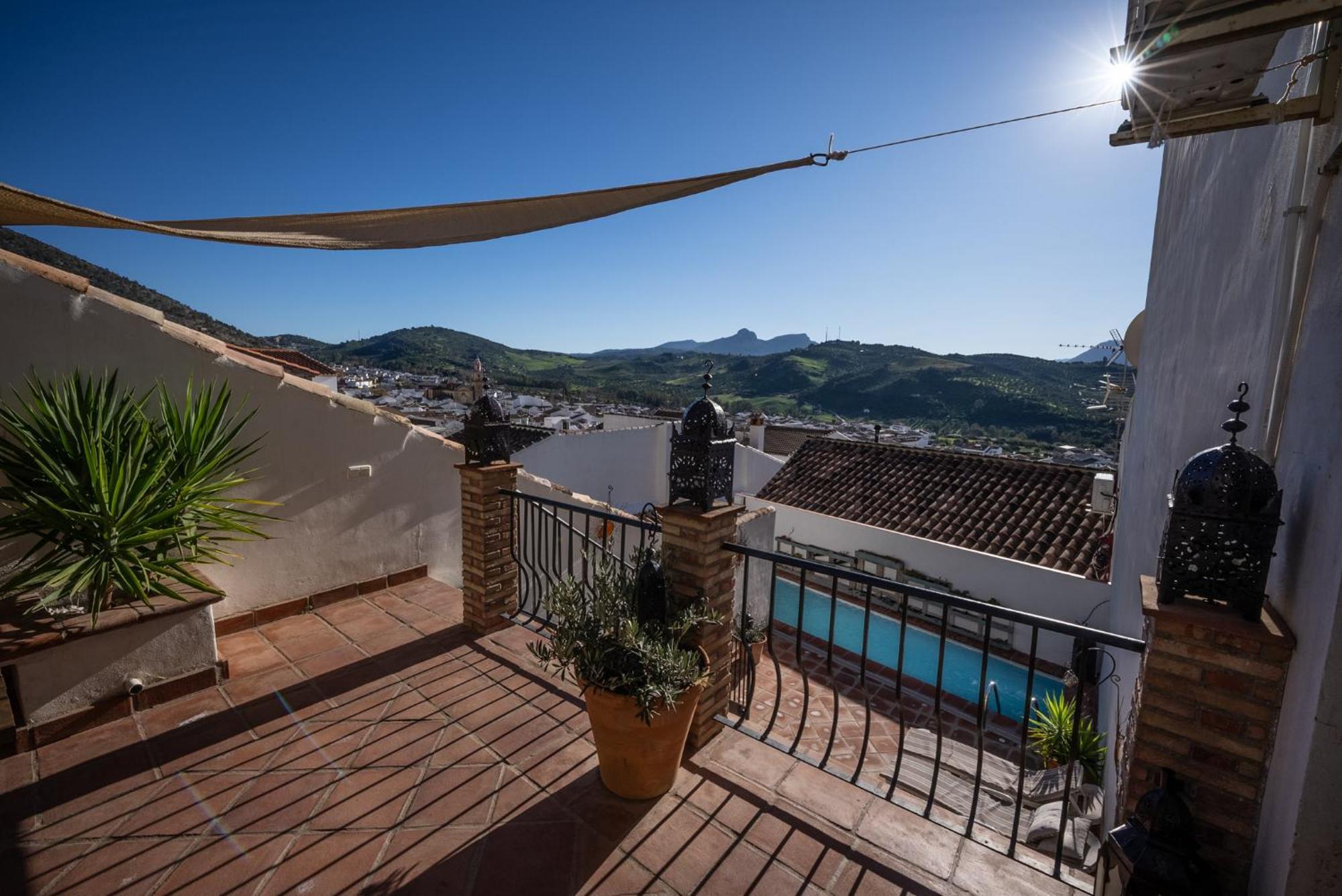 Вилла Eagles Nest - Massive Townhouse With Pool With Outstanding Views Альгодоналес Экстерьер фото