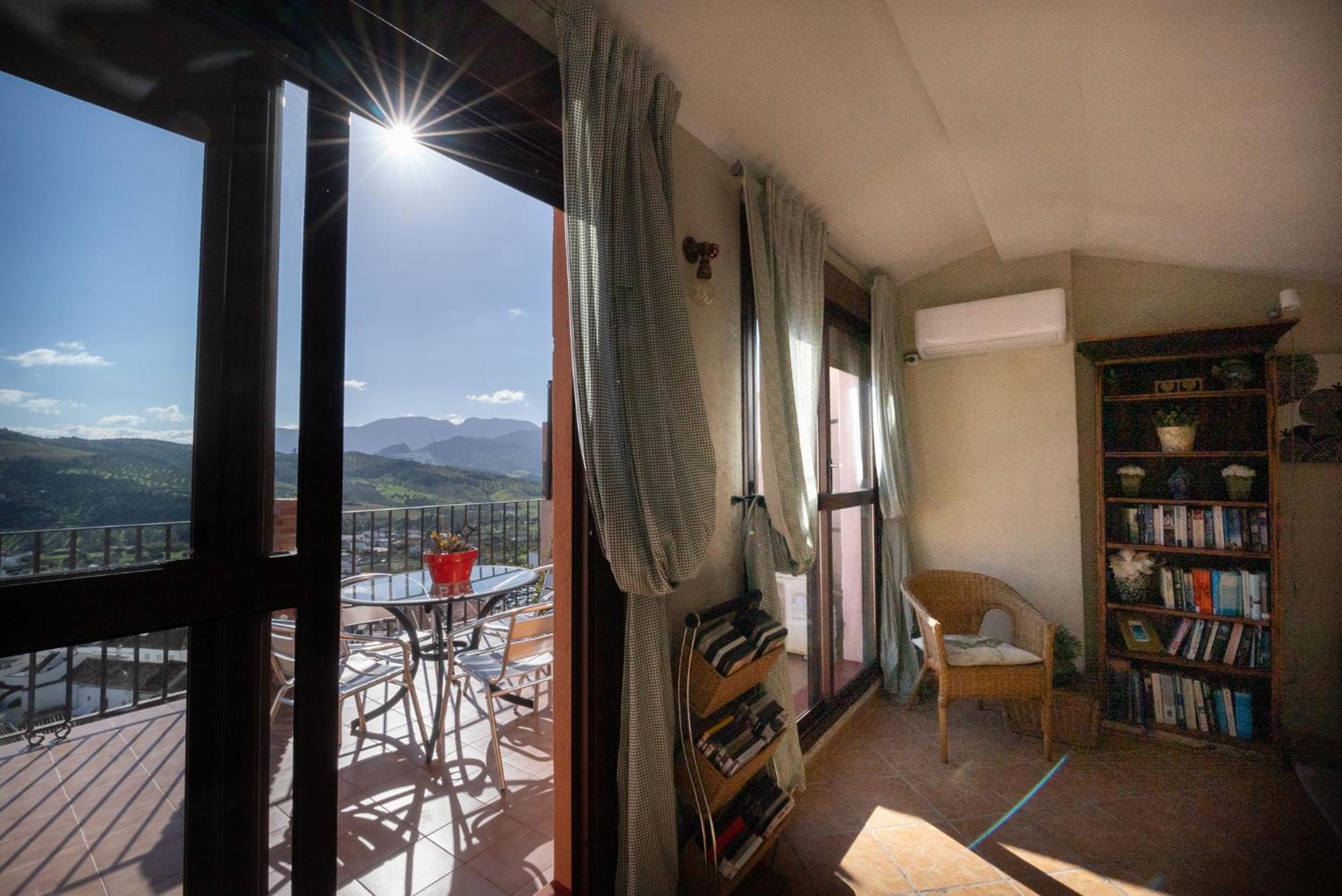 Вилла Eagles Nest - Massive Townhouse With Pool With Outstanding Views Альгодоналес Экстерьер фото