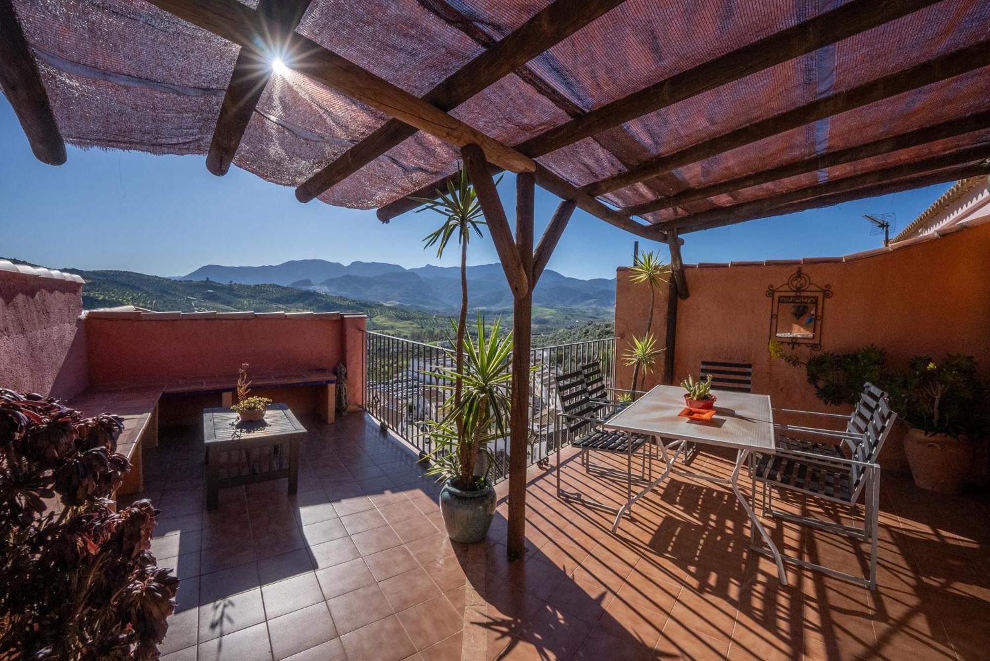 Вилла Eagles Nest - Massive Townhouse With Pool With Outstanding Views Альгодоналес Экстерьер фото