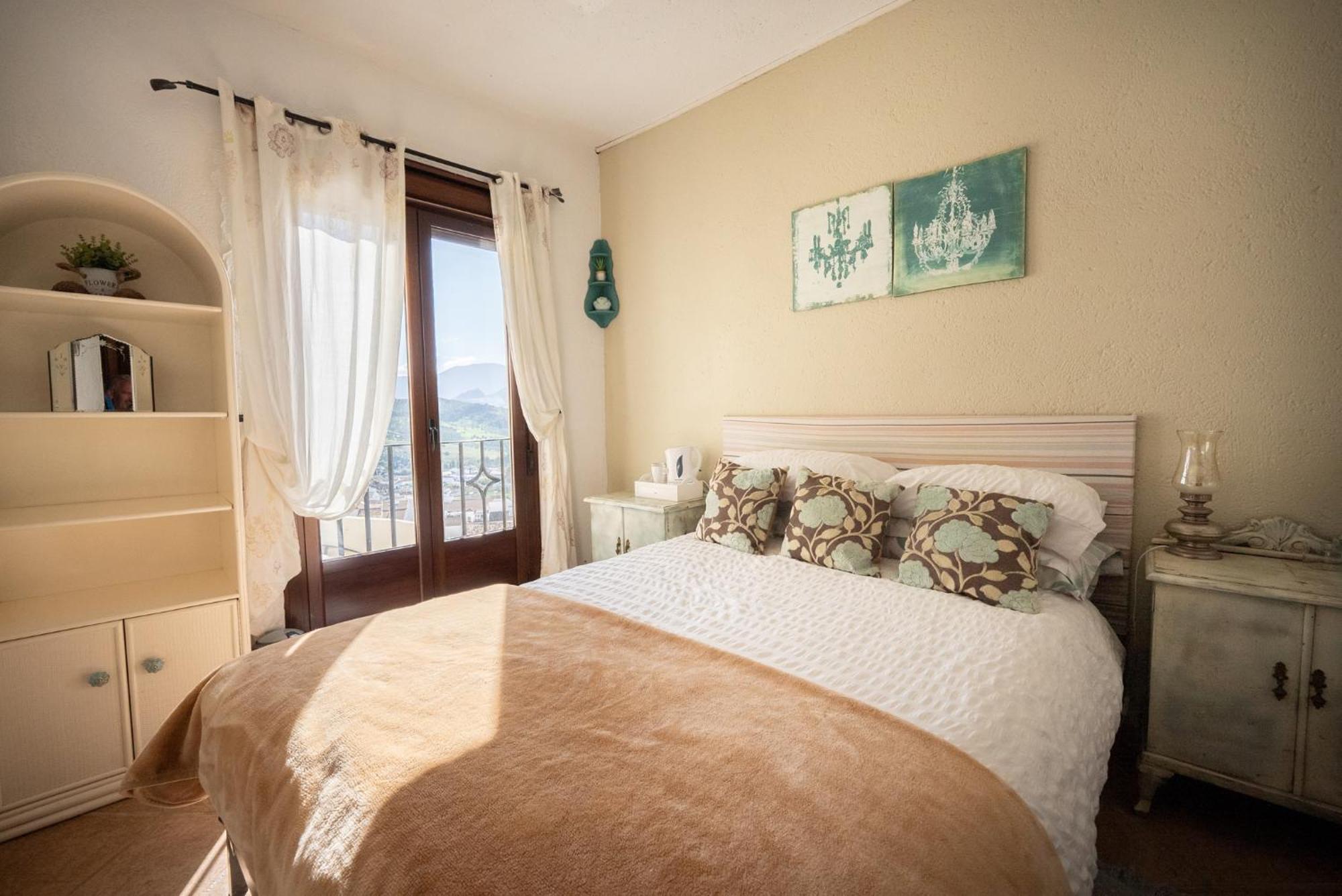 Вилла Eagles Nest - Massive Townhouse With Pool With Outstanding Views Альгодоналес Экстерьер фото