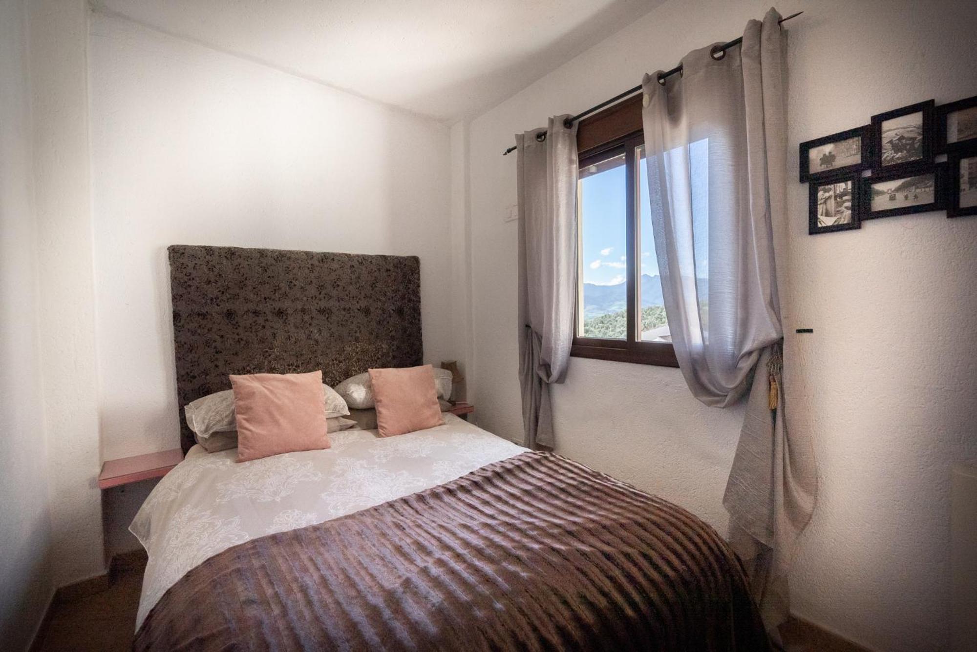 Вилла Eagles Nest - Massive Townhouse With Pool With Outstanding Views Альгодоналес Экстерьер фото